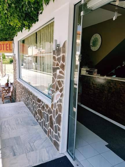 Hotel Paralia Nea Karvali Ngoại thất bức ảnh