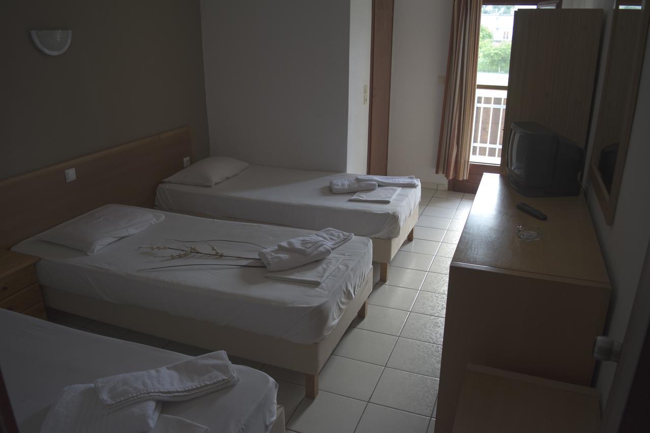Hotel Paralia Nea Karvali Ngoại thất bức ảnh